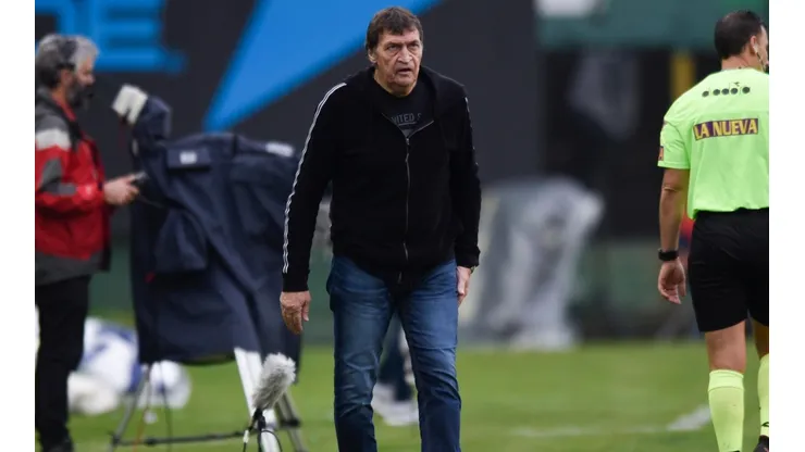 Falcioni vivirá su segunda aventura al mando de Independiente