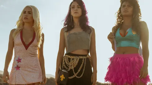 Lali Espósito, Verónica Sánchez y Yany Prado en sus roles de Coral, Wendy y Gina, para "Sky Rojo".