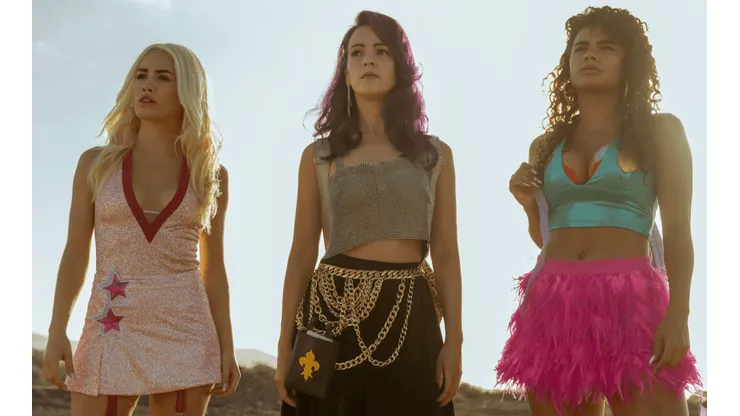 Lali Espósito, Verónica Sánchez y Yany Prado en sus roles de Coral, Wendy y Gina, para "Sky Rojo".
