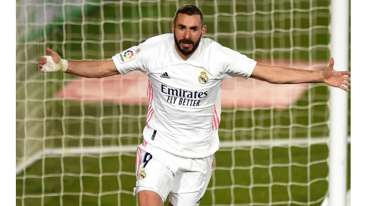 Alcoyano aseguró sus camisetas del Real Madrid en la Copa del Rey, gesto merengue.