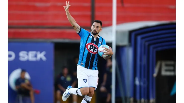 Huachipato suma tres triunfos en cuatro encuentros desde la salida de Florentín.
