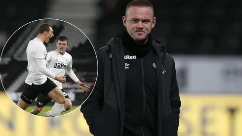 Rooney ganó en su debut como DT con un gol de un jugador sin número