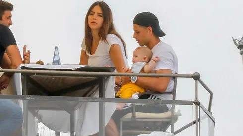 Chicharito está distanciado de su esposa Sarah Kohan
