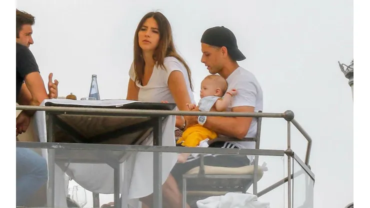 Chicharito está distanciado de su esposa Sarah Kohan