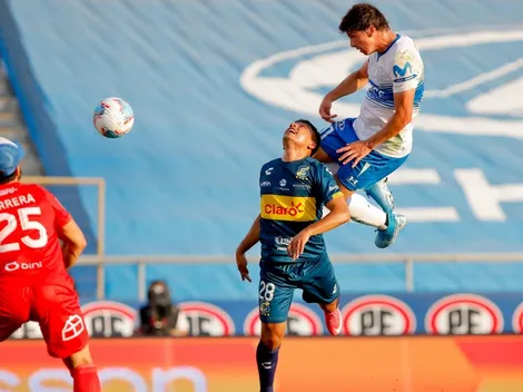 Tapia marca ante Everton su primer gol en el profesionalismo