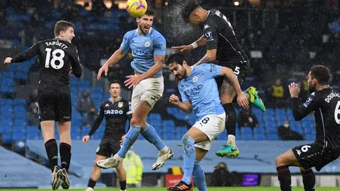 Manchester City es líder, a la espera de lo que haga el United