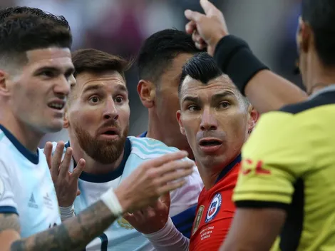 Medel protagoniza una de las tres rojas de Messi en su carrera