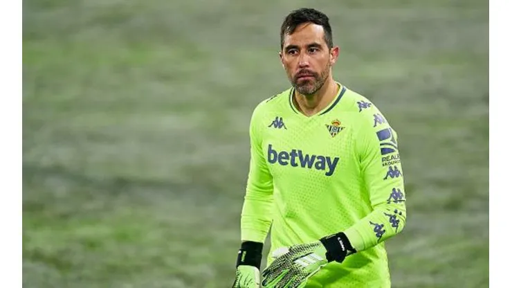 Bravo debiese seguir como titular tras los dos partidos contra Sevilla y Huesca.