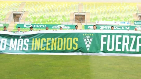 Wanderers dedicó un lienzo a las víctimas del incendio en Quilpué