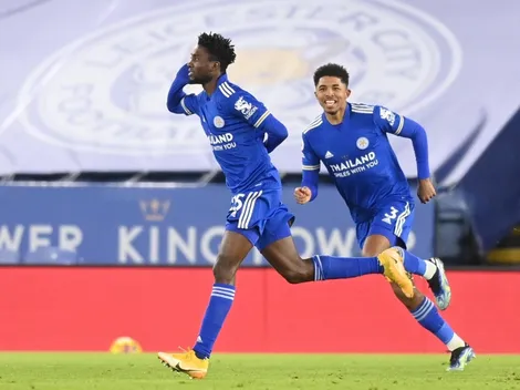 Leicester no se complica para derrotar al Chelsea y es puntero de la Premier