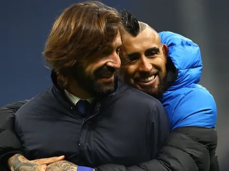 Andrea Pirlo celebra a Vidal aunque le hizo un gol