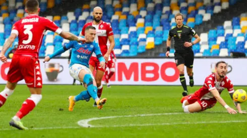 Fiorentina no pudo hacer nada ante Napoli y se fue con seis goles en la bolsa