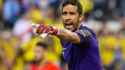 Claudio Bravo espera regresar a Colo Colo después de 15 años consagratorios en el fútbol europeo