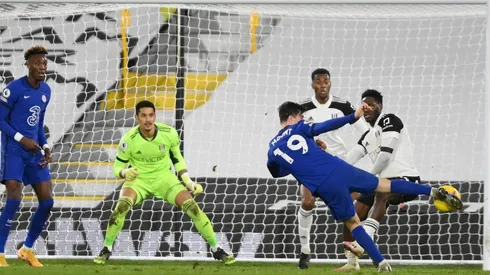 Mason Mount marcó aprovechando el error de Alphonse Areola.