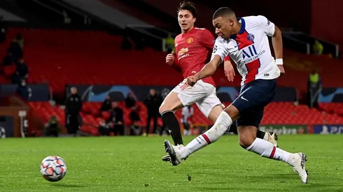 Kylian Mbappé ante el Manchester United