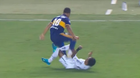 Frank Fabra pisotea a Marinho y se gana la tarjeta roja