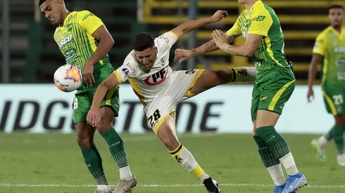 Coquimbo Unido remó contra las adversidades pero no fue suficiente para vencer a Defensa y Justicia.