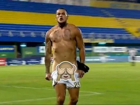 Ex Boca y River es multado por celebrar semi desnudo