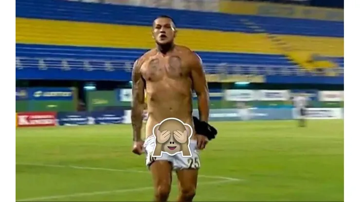 Raúl Bobadilla deberá pagar una alta multa por su desubicado festejo.