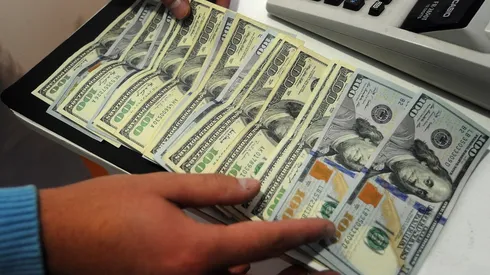 Valor del dólar viernes 15 de enero