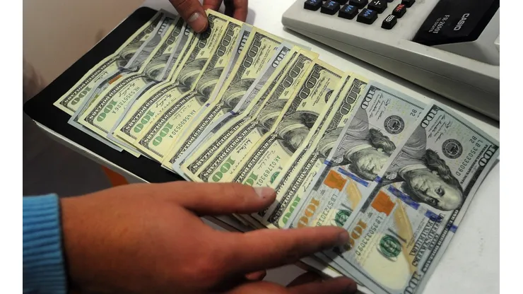 Valor del dólar viernes 15 de enero