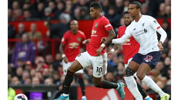 El clásico más importante de Inglaterra y verá enfrentar al primero contra el segundo de la Premier League.