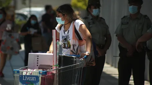 Supermercados de comunas con cuarentena deberán restringir sus ventas