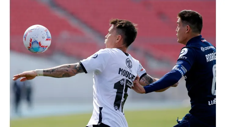 Pablo Mouche ante Matías Rodríguez
