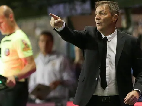Se salva Frank Kudelka: Ratificado como DT de Newells