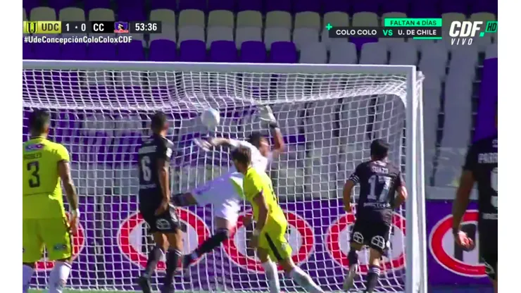 UdeConce abre la cuenta ante Colo Colo en duelo directo por la permanencia en Primera A.