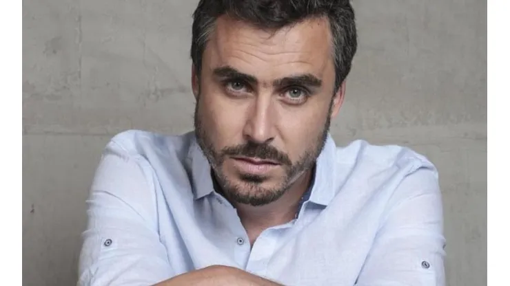 Nicolás Oyarzún ahora es uno de los protagonistas de la nueva teleserie de Mega "Edificio Corona".