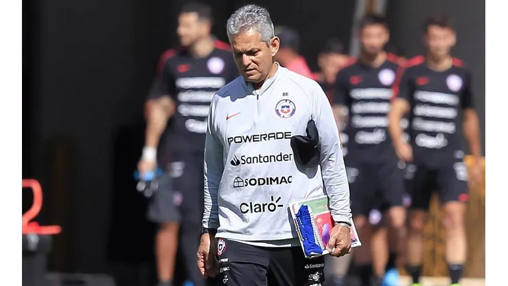 La FFCh anunció que Reinaldo Rueda no es más el entrenador de la selección chilena.