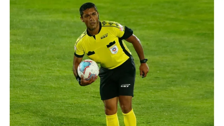 La lista de árbitros para la fecha 30 del fútbol chileno