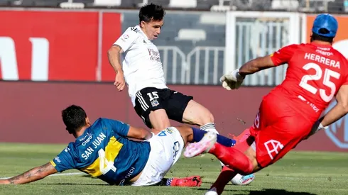 Mouche marcó el único gol de Colo Colo ante Everton