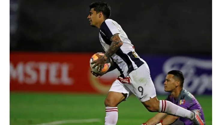 Patricio Rubio ante Estudiantes de Mérida