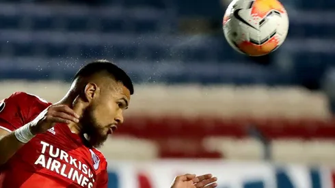 Paulo Díaz luce como titular en River Plate ante Palmeiras.