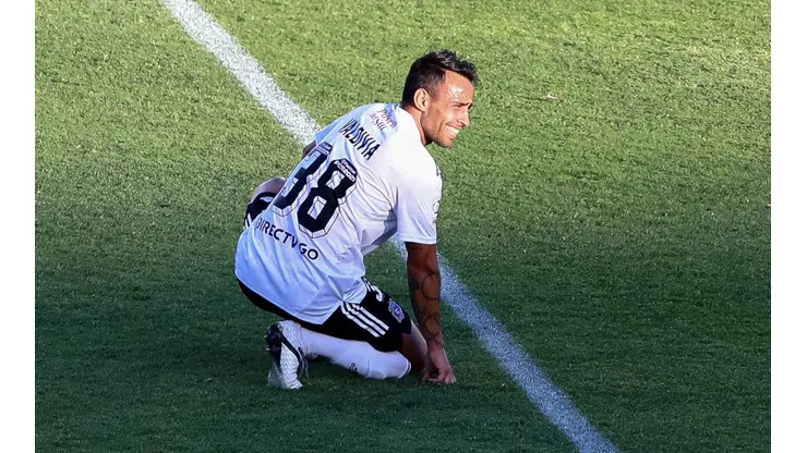 Valdivia no llegaría al superclásico con la U por un desgarro