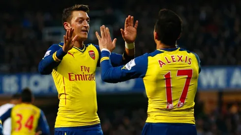 Ozil no se olvida de Alexis