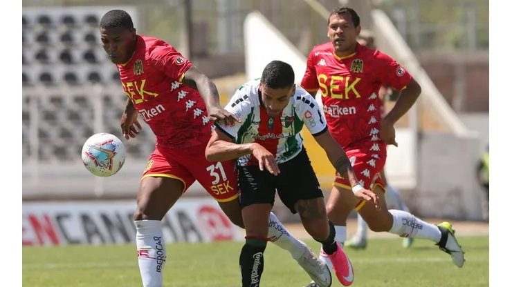 Los hispanos quedaron a nueve puntos de la Católica.