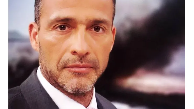Iván Núñez en el estudio de TVN para "24 Horas".