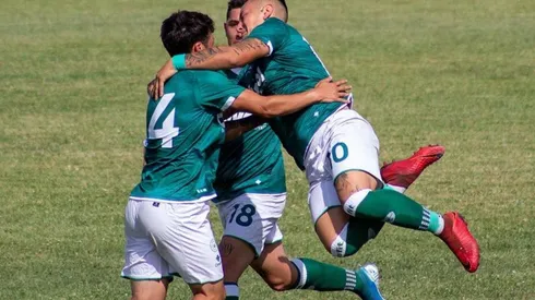 El equipo de Vidal está a tres partidos de lograr el ascenso.
