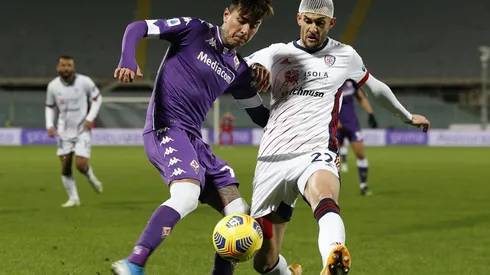 El volante chileno fue titular en el cuadro viola