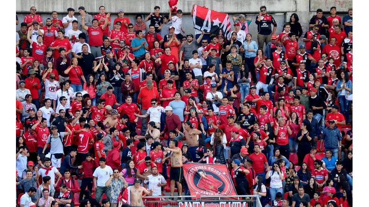 Hinchada de Ñublense de Chillán