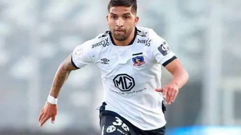 Ignacio Jara defendiendo la camiseta de Colo Colo