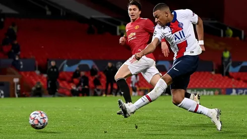 Kylian Mbappé ante el Manchester United