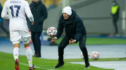 Zidane dio negativo y podrá estar con el Real Madrid ante el Osasuna