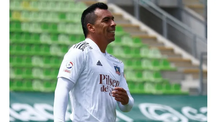 Esteban Paredes, a nombre del plantel de Colo Colo, rechazó el bono por no descender.