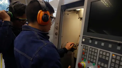 Automatización y Control Industrial es una de las carreras técnicas mejor pagadas y con más empleabilidad