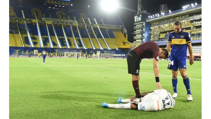 Santos hará un reclamo oficial por la actuación del VAR ante Boca.