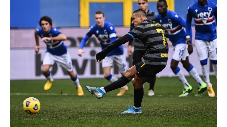 Alexis no pudo convertir su penal